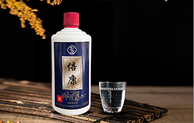 倍康低度清香型白酒